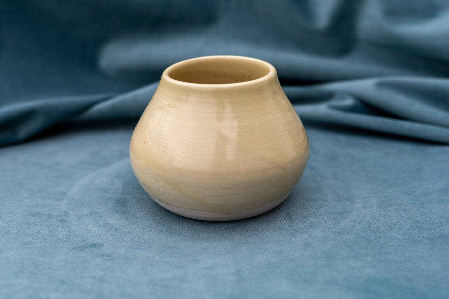 Bulbous jar - small - yellow speck - narrow mouth