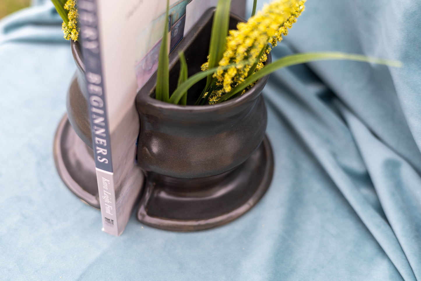 Vase bookends - large - charcoal