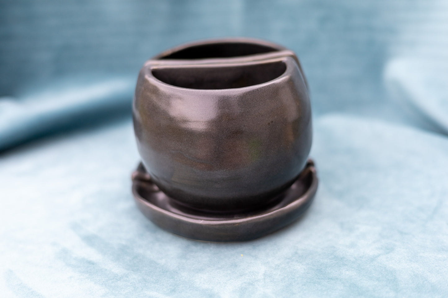 Planter bookends - large - charcoal - drainage holes