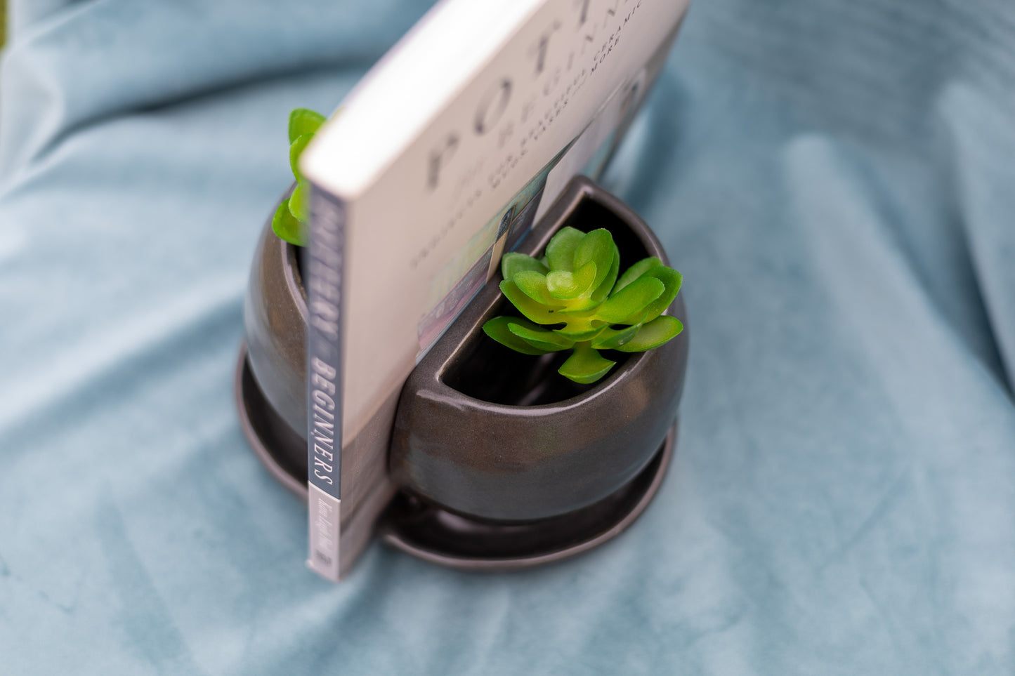 Planter bookends - large - charcoal - drainage holes